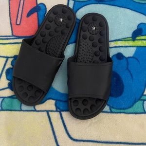 Meditation shoes